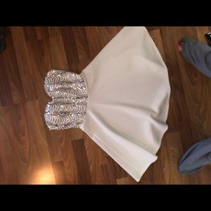 Short strapless dress